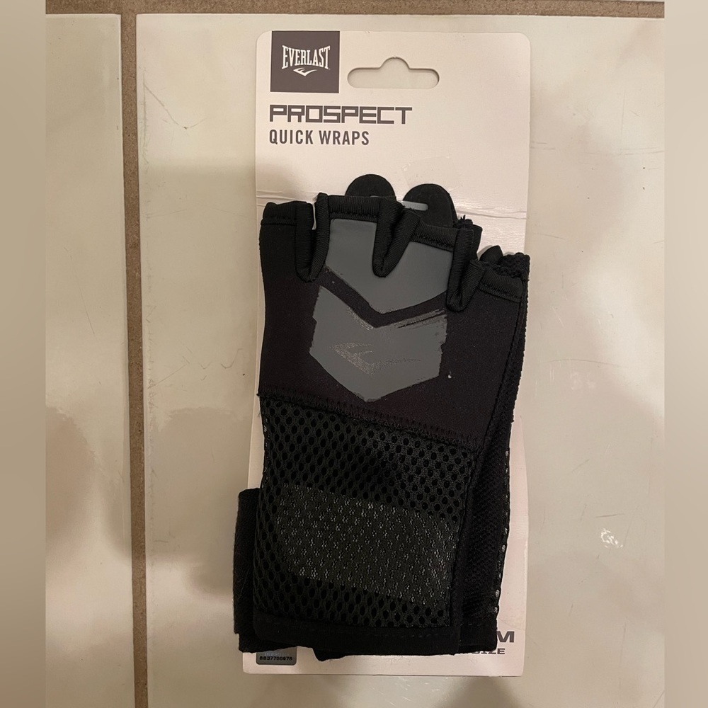 Everlast Prospect Quick Wraps – Size S/M – New